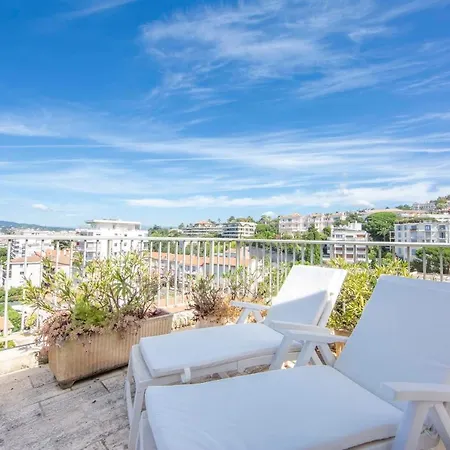 Crossing Penthouse Last Floor With Splendid Sea View Lägenhet